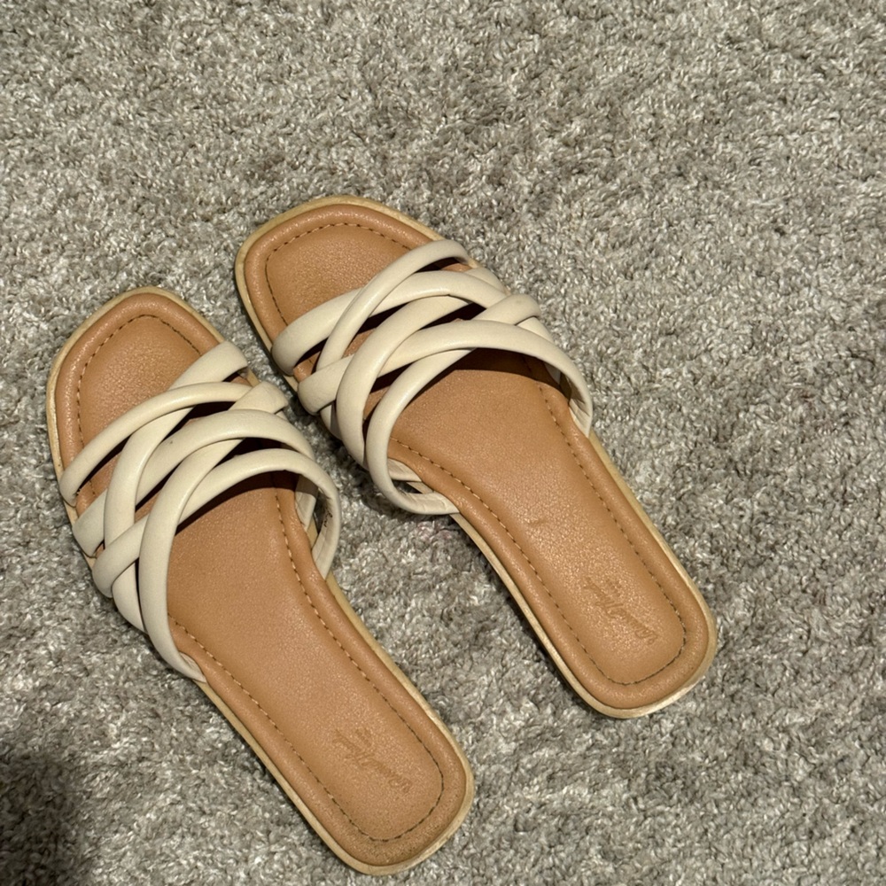 Elegant Cream Women's Sandals